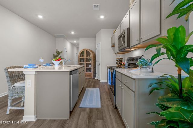 846 Palm Frond Way NW, Calabash, NC 28467