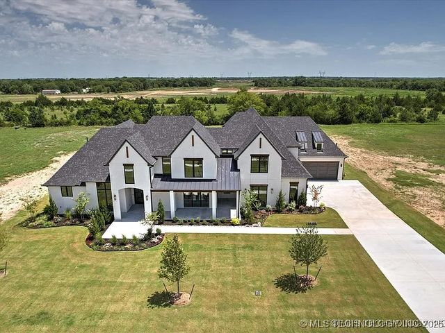 15419 S 27th East Avenue, Bixby, OK 74008