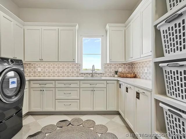 15419 S 27th East Avenue, Bixby, OK 74008