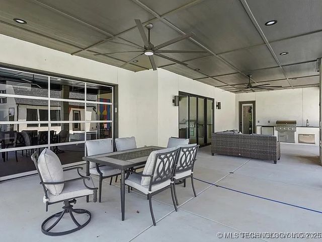 15419 S 27th East Avenue, Bixby, OK 74008