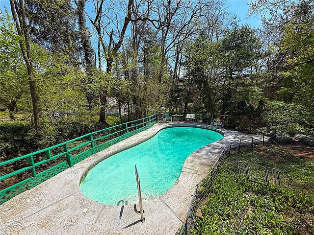 4278 East Avenue, Pittsford, NY 14618