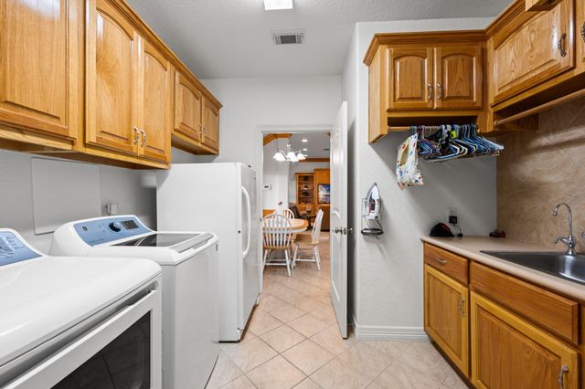 2224 County Road 660b, Danbury, TX 77534