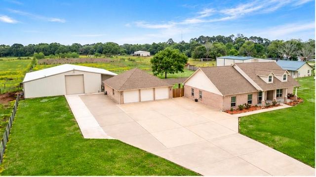 2224 County Road 660b, Danbury, TX 77534