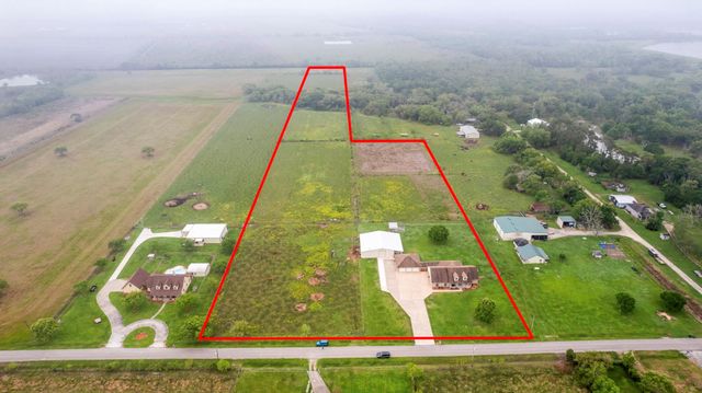 2224 County Road 660b, Danbury, TX 77534
