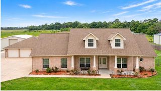 2224 County Road 660b, Danbury, TX 77534