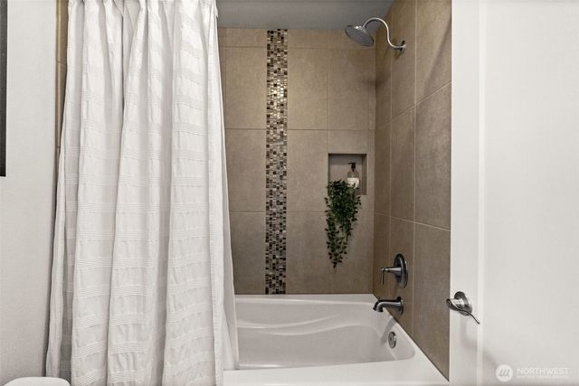 7213 73rd Street Ct NW, Gig Harbor, WA 98335