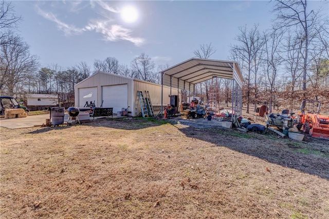768 County Road 711, Cedar Bluff, AL 35959