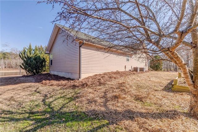 768 County Road 711, Cedar Bluff, AL 35959