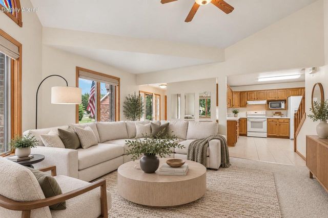 432 Jennifer AVENUE, Burlington, WI 53105