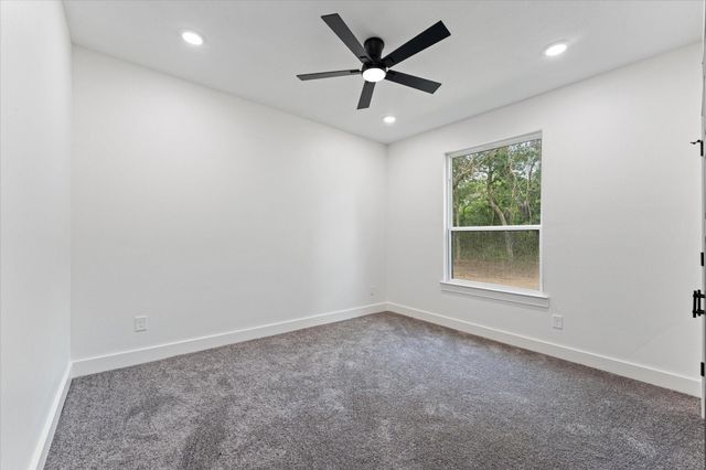 25301 Killarney Street, Hempstead, TX 77445