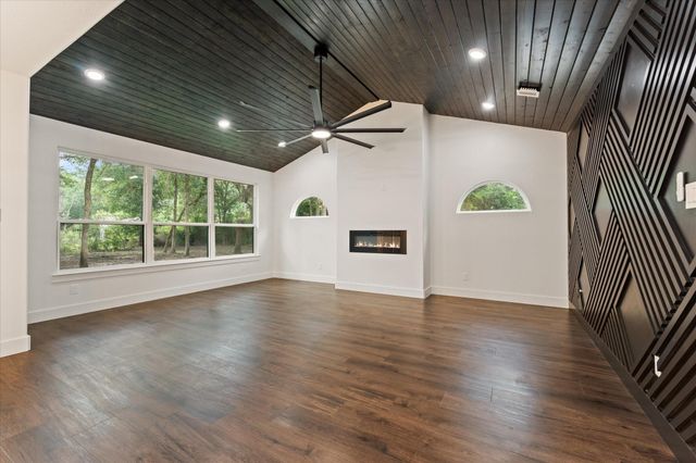25301 Killarney Street, Hempstead, TX 77445