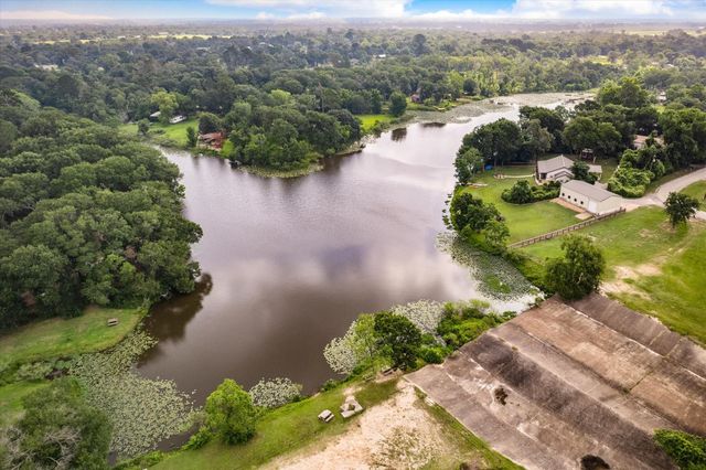 25301 Killarney Street, Hempstead, TX 77445