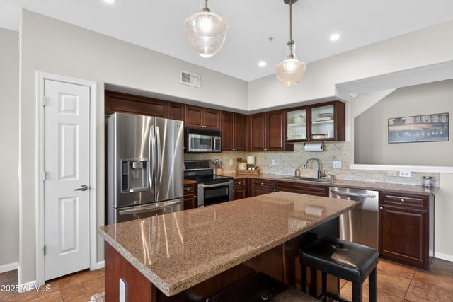 1920 E BELL Road 1079, Phoenix, AZ 85022