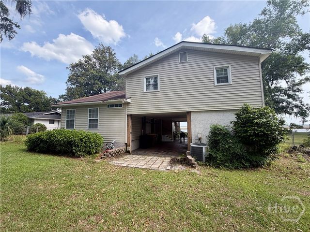246 Old Mill Road E, Richmond Hill, GA 31324