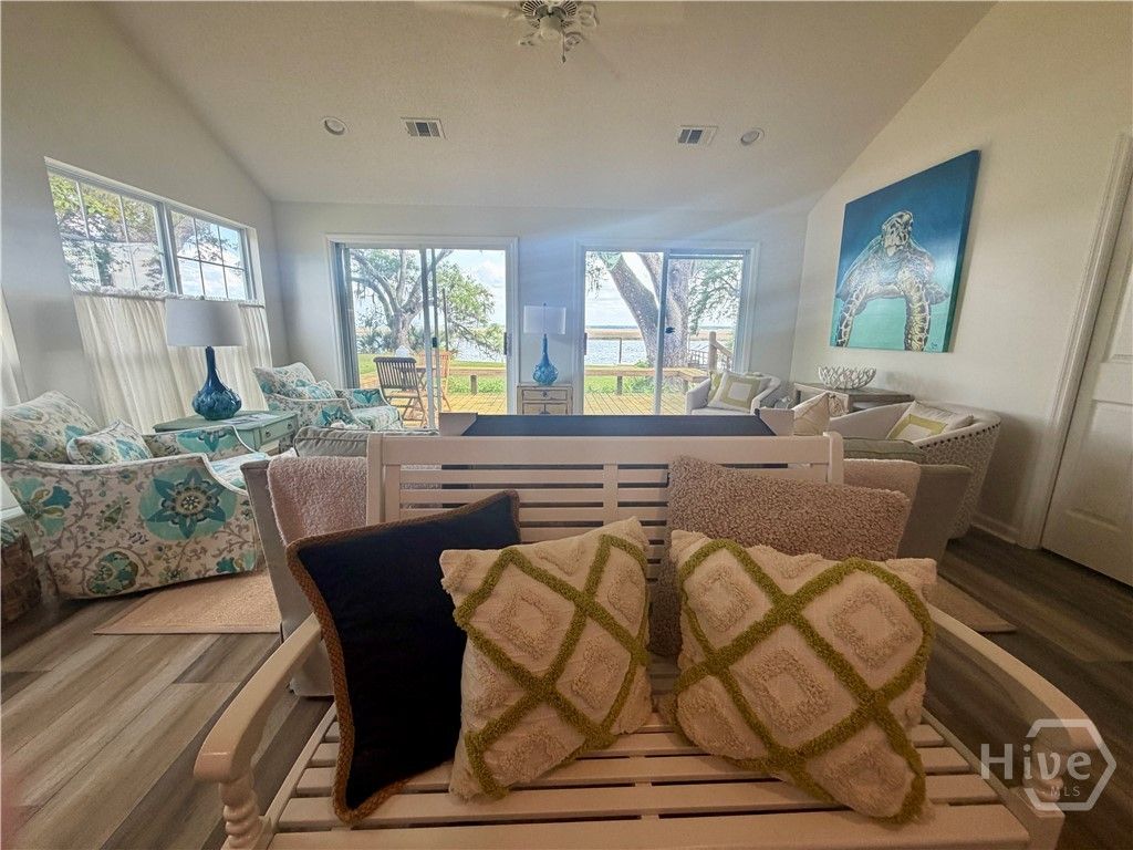 Image 9 of property listing at 246 Old Mill Road E, Richmond Hill, GA 31324