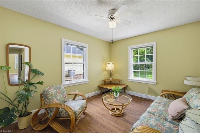 112 W Avondale Drive, Greensboro, NC 27403
