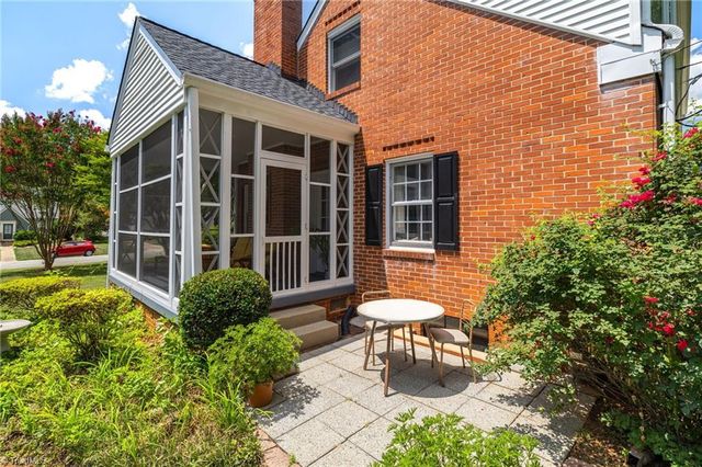 112 W Avondale Drive, Greensboro, NC 27403