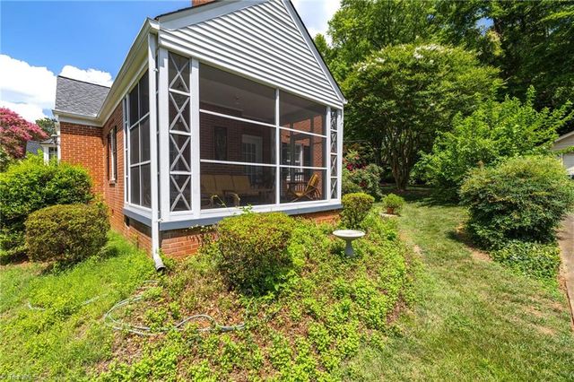 112 W Avondale Drive, Greensboro, NC 27403