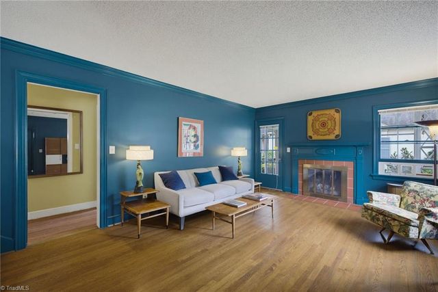 112 W Avondale Drive, Greensboro, NC 27403