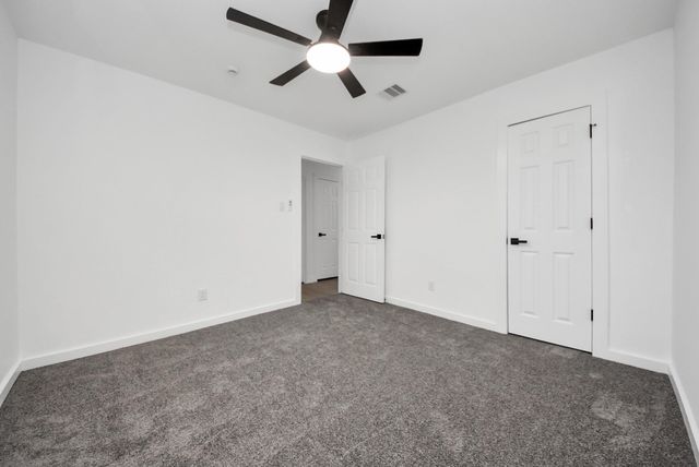 101 Talisman Street, Lake Jackson, TX 77566