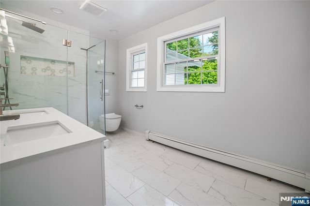 25 Tremont Terrace, Livingston, NJ 07039