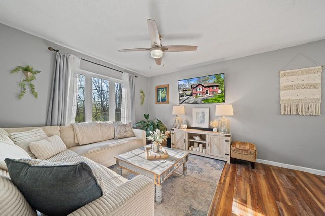 N3311 Queen ROAD, Lake Geneva, WI 53147