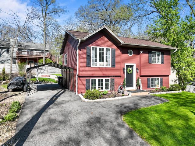 N3311 Queen ROAD, Lake Geneva, WI 53147