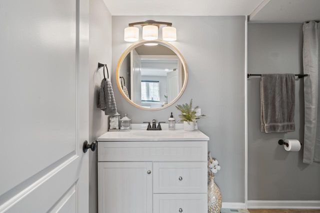 N3311 Queen ROAD, Lake Geneva, WI 53147