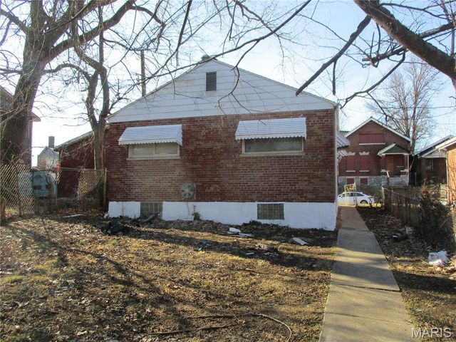 4410 Marcus Avenue, St Louis, MO 63115