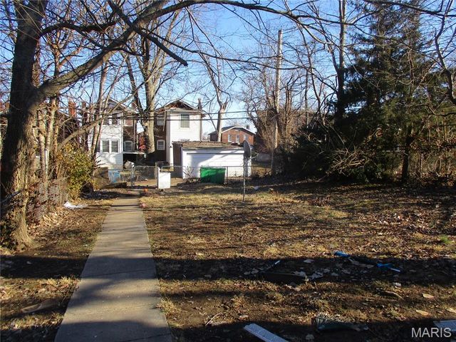 4410 Marcus Avenue, St Louis, MO 63115