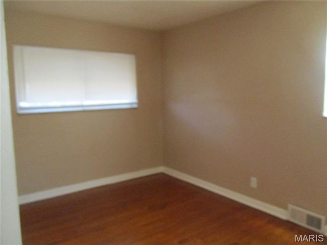 4410 Marcus Avenue, St Louis, MO 63115