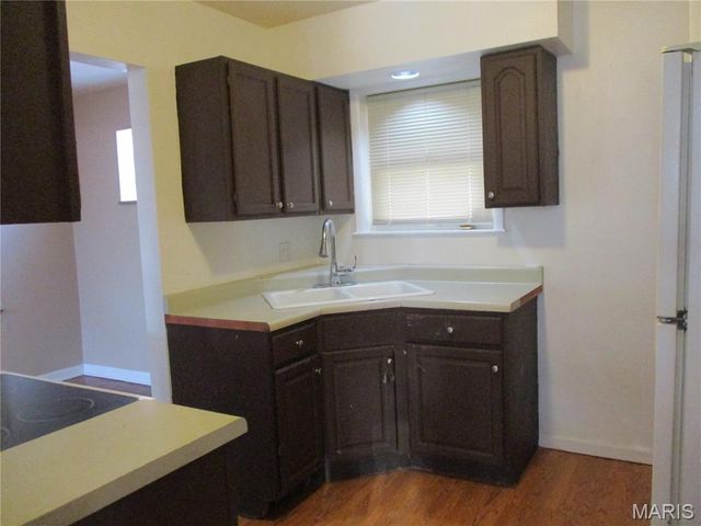 4410 Marcus Avenue, St Louis, MO 63115