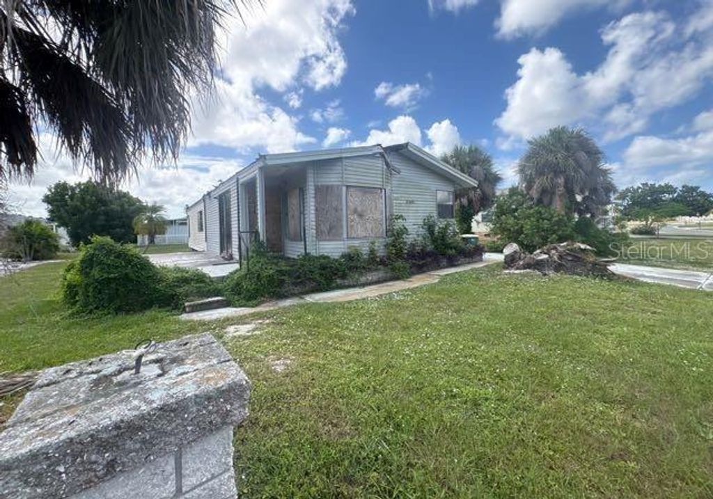 8407 BUTTONQUAIL DRIVE, Englewood, FL 34224