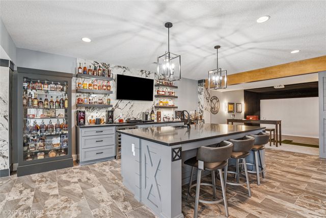 228 NE 60th Court, Ankeny, IA 50021