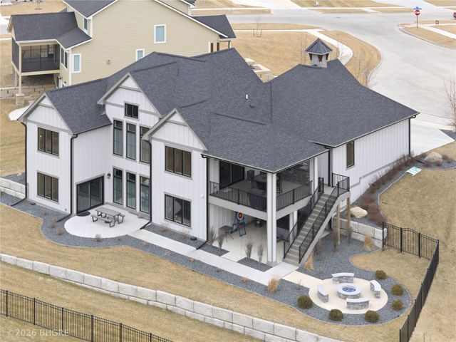 228 NE 60th Court, Ankeny, IA 50021