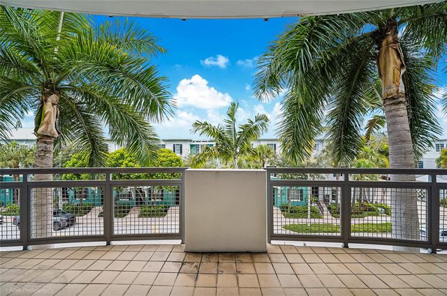 365 SE 6th Ave 308, Delray Beach, FL 33483