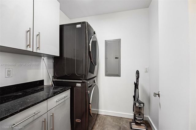 365 SE 6th Ave 308, Delray Beach, FL 33483