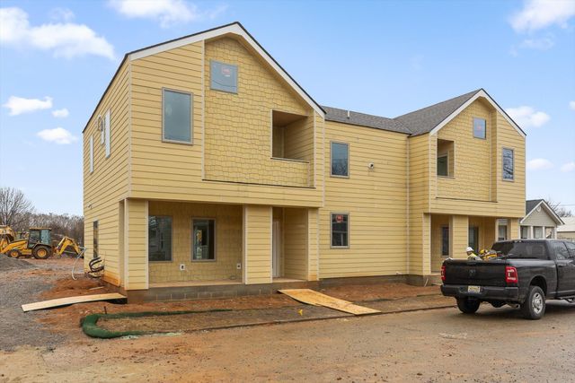 2702 Long Street 105, Chattanooga, TN 37408