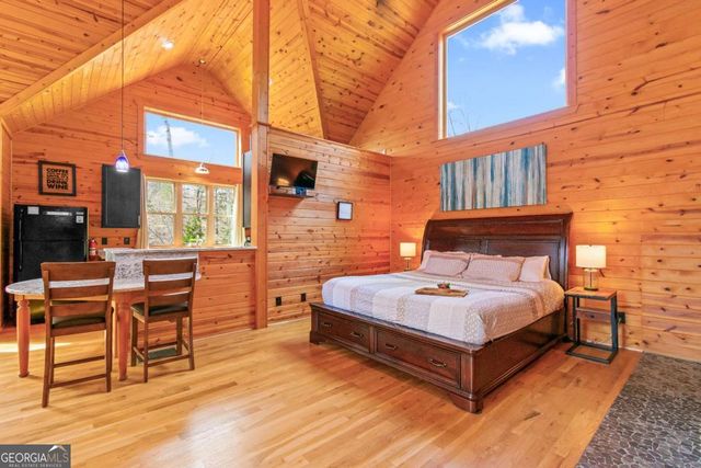 281 Maple Ridge Road, Cleveland, GA 30528