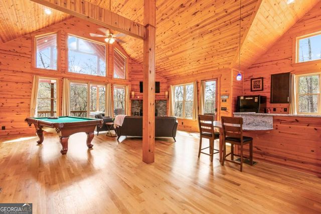 281 Maple Ridge Road, Cleveland, GA 30528