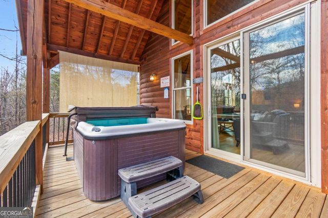 281 Maple Ridge Road, Cleveland, GA 30528