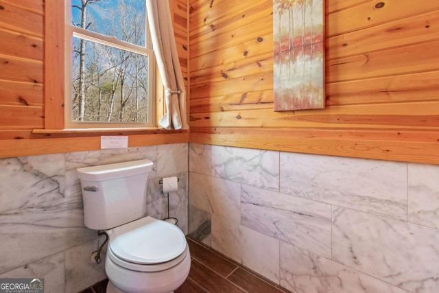 281 Maple Ridge Road, Cleveland, GA 30528