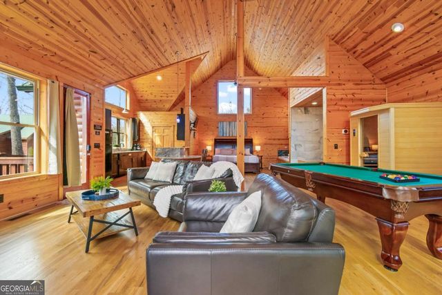 281 Maple Ridge Road, Cleveland, GA 30528