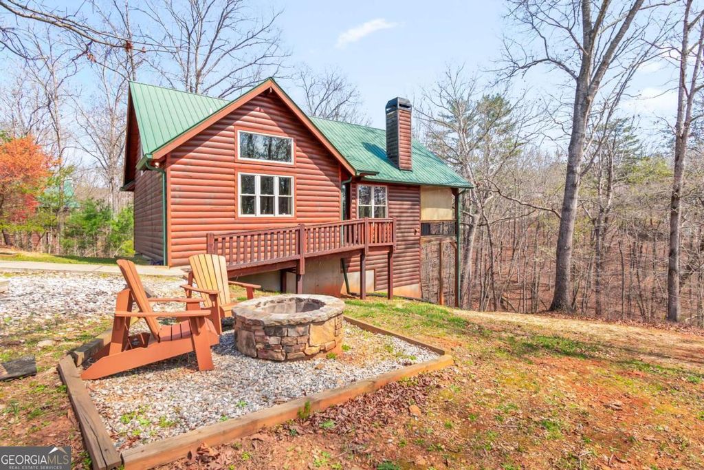 281 Maple Ridge Road, Cleveland, GA 30528