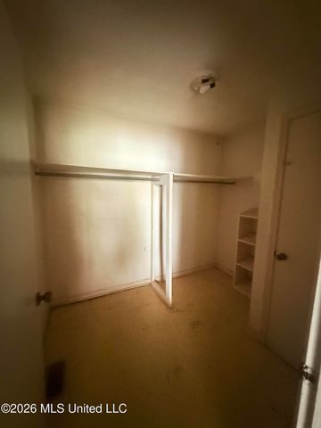 354 Walthall Street, Grenada, MS 38901