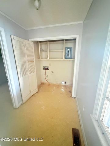 354 Walthall Street, Grenada, MS 38901