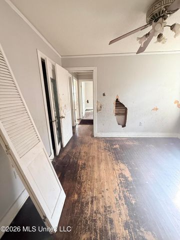 354 Walthall Street, Grenada, MS 38901