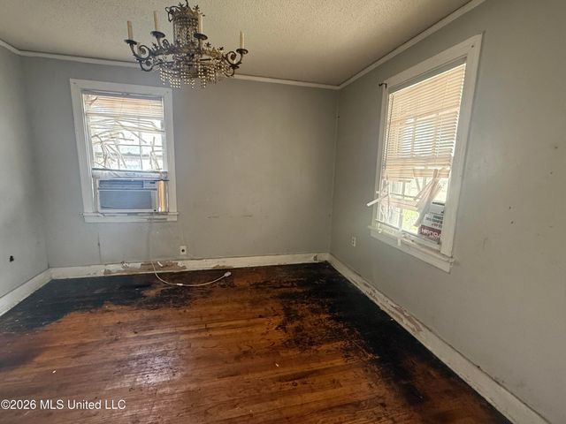 354 Walthall Street, Grenada, MS 38901