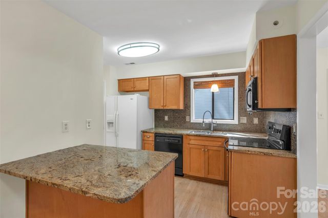 1121 Mai Kai Way, Fort Mill, SC 29708