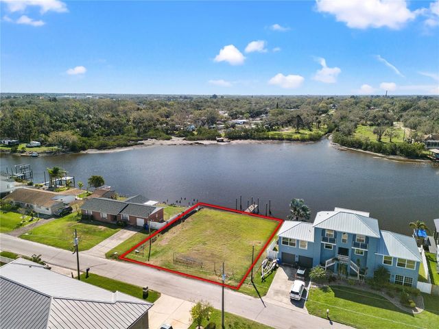 8603 MAGNOLIA STREET, Gibsonton, FL 33534